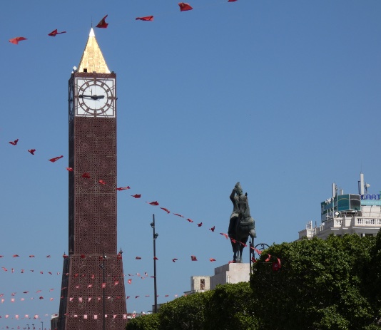 Tunisia.  Pemilihan putaran kedua: jumlah pemilih sebesar 11,3%